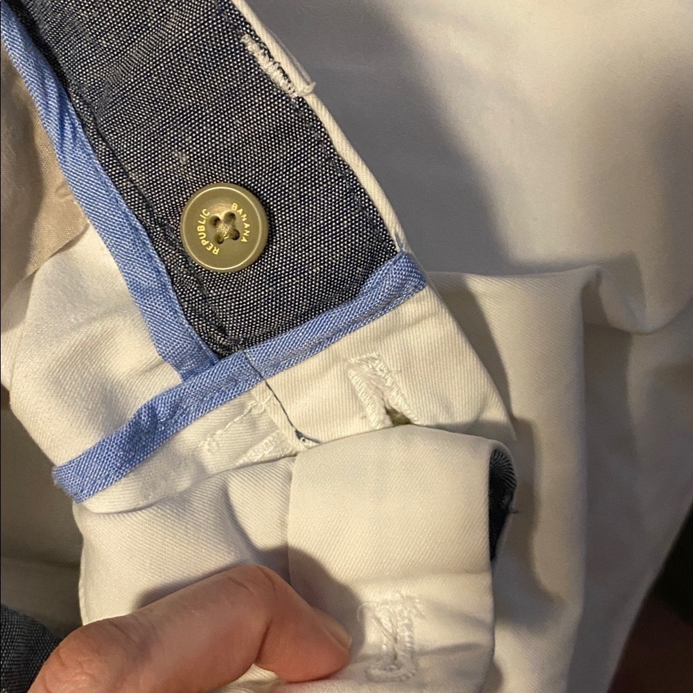 Banana Republic White Aiden Chino - Picture 9 of 9